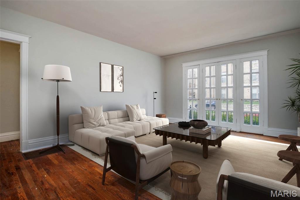 738 Kingsland Avenue