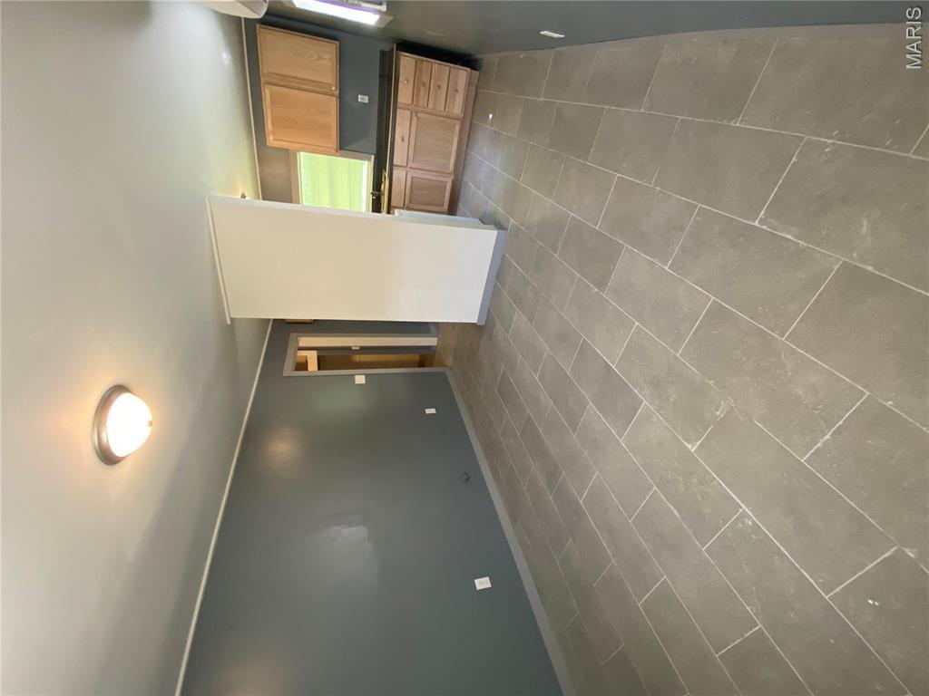 Johnson & Sanders Resub - Residential