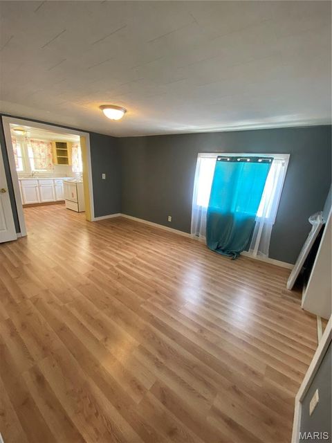 Tiny photo for 1110 Bradley Street, Poplar Bluff, MO 63901 (MLS # 26026676)