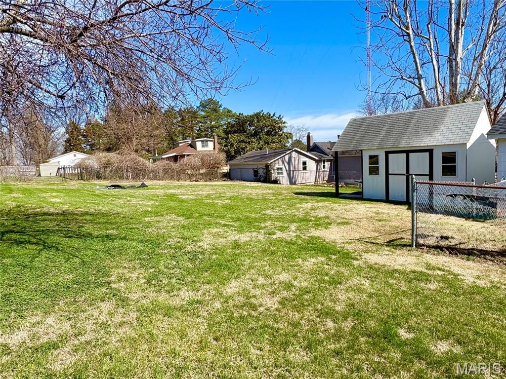 Photo of 4005 Reavis Barracks Road, Unincorporated, MO 63125 (MLS # 26018976)