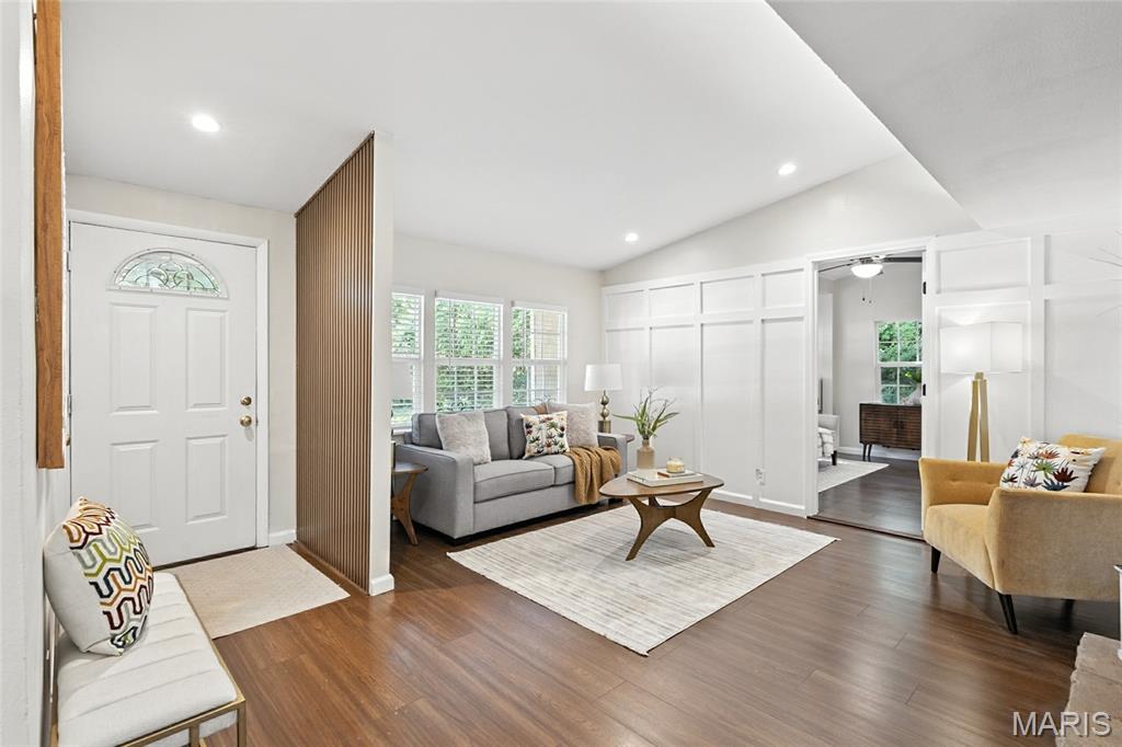 621 Crest Court
