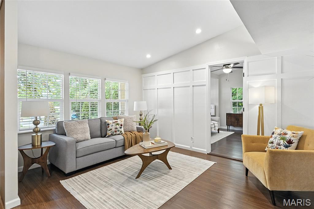 621 Crest Court