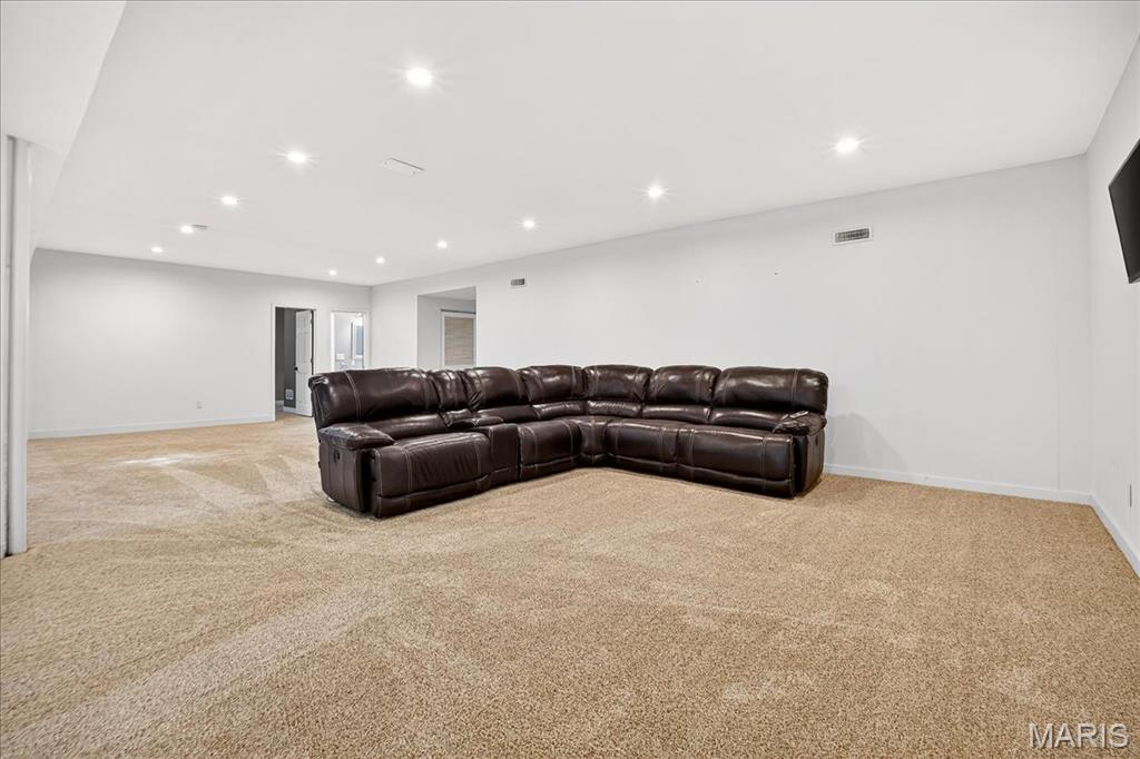 Peine Lake Estate #1 - Residential