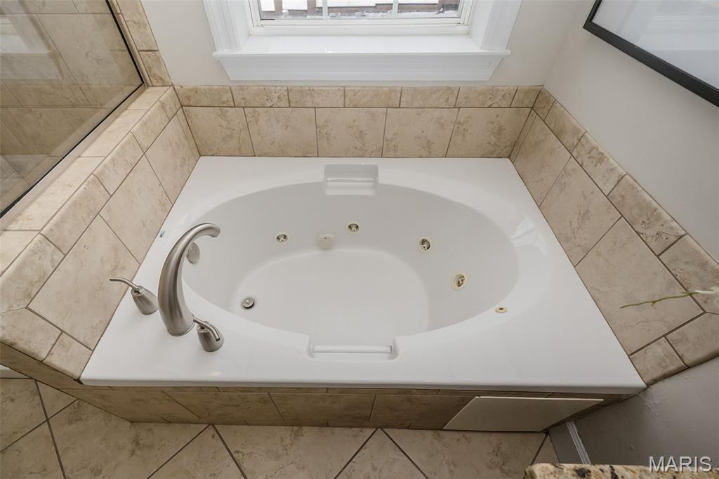 Residences Of Cates I Condo The - Residential