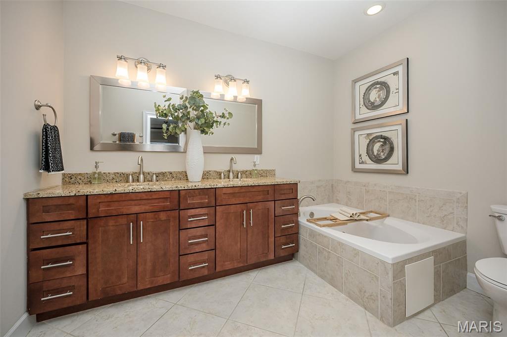 Residences Of Cates I Condo The - Residential