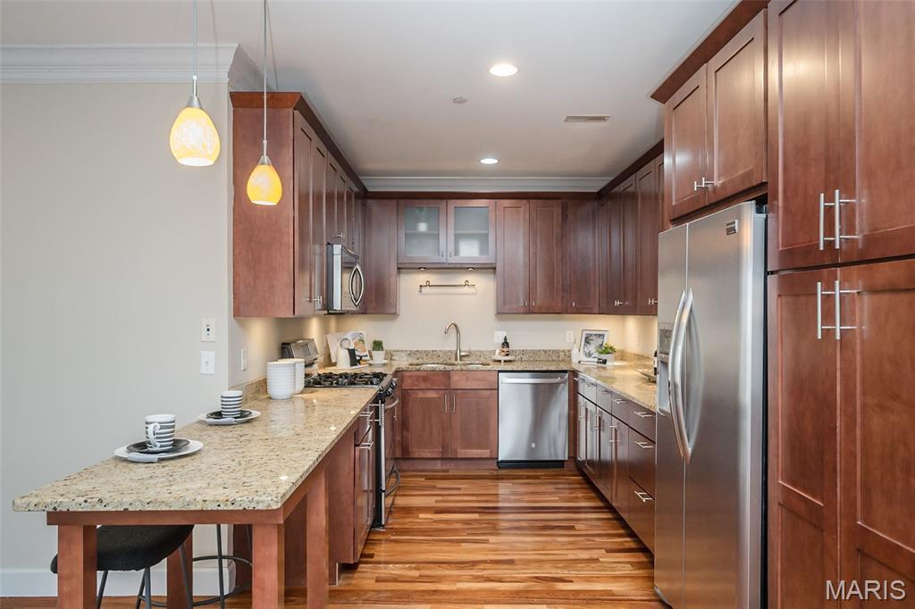 Residences Of Cates I Condo The - Residential