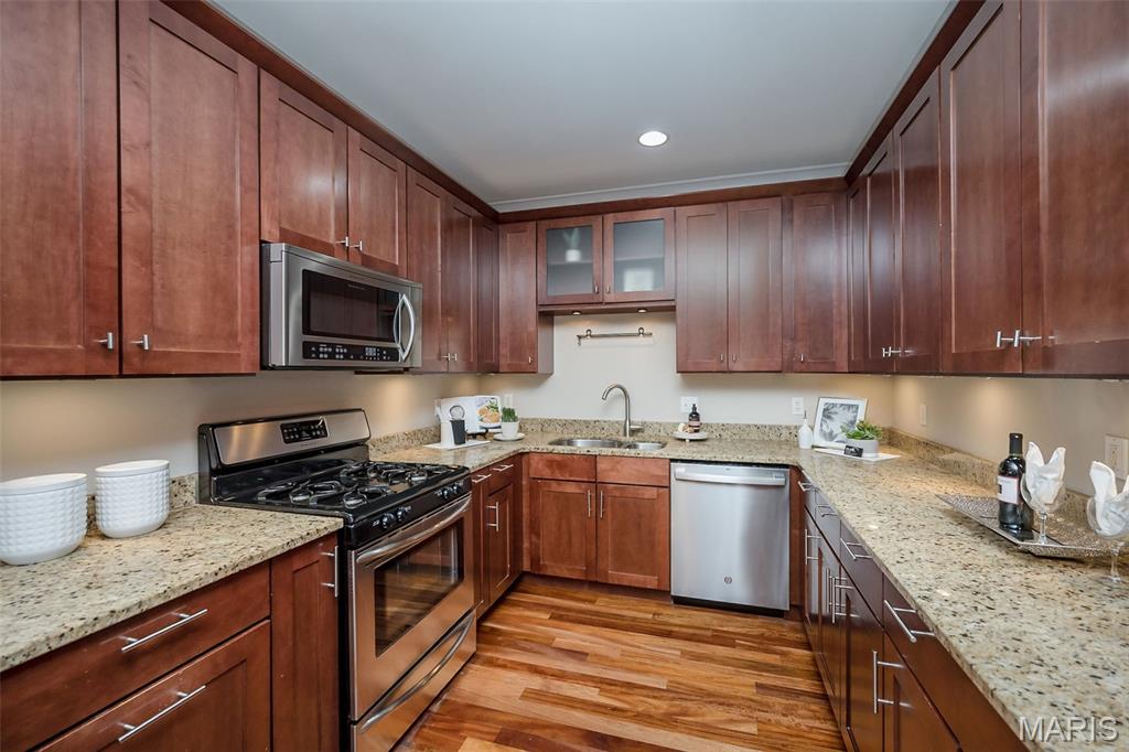 Residences Of Cates I Condo The - Residential