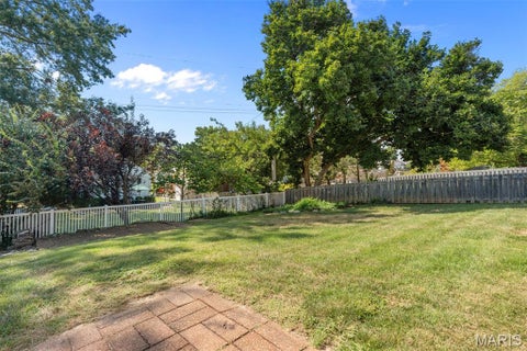 Tiny photo for 8610 Rosalie Avenue, St Louis, MO 63144 (MLS # 26059790)