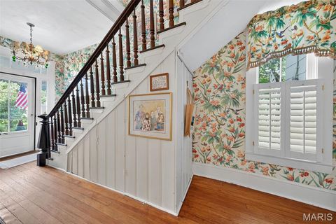 Tiny photo for 400 S Woodlawn Avenue, Kirkwood, MO 63122 (MLS # 25060145)