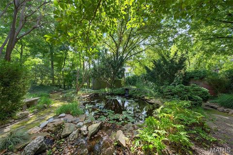 Tiny photo for 400 S Woodlawn Avenue, Kirkwood, MO 63122 (MLS # 25060145)