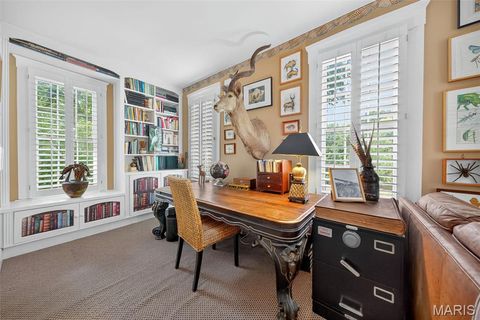 Tiny photo for 400 S Woodlawn Avenue, Kirkwood, MO 63122 (MLS # 25060145)