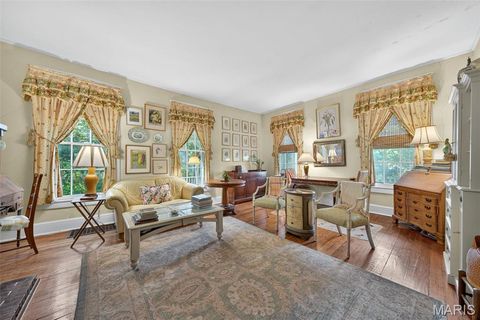 Tiny photo for 400 S Woodlawn Avenue, Kirkwood, MO 63122 (MLS # 25060145)