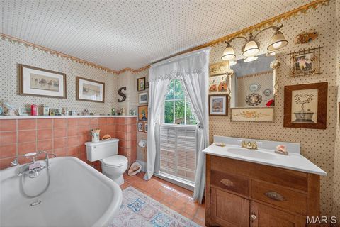 Tiny photo for 400 S Woodlawn Avenue, Kirkwood, MO 63122 (MLS # 25060145)
