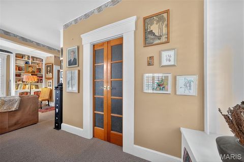 Tiny photo for 400 S Woodlawn Avenue, Kirkwood, MO 63122 (MLS # 25060145)