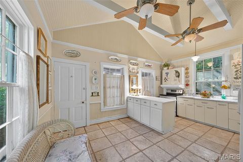 Tiny photo for 400 S Woodlawn Avenue, Kirkwood, MO 63122 (MLS # 25060145)