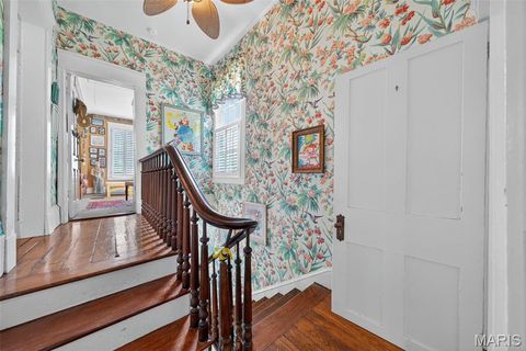 Tiny photo for 400 S Woodlawn Avenue, Kirkwood, MO 63122 (MLS # 25060145)