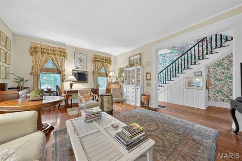 Tiny photo for 400 S Woodlawn Avenue, Kirkwood, MO 63122 (MLS # 25060145)