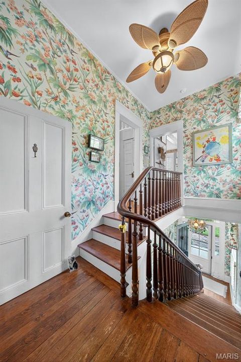 Tiny photo for 400 S Woodlawn Avenue, Kirkwood, MO 63122 (MLS # 25060145)