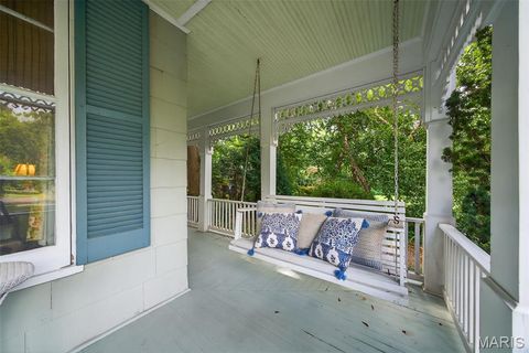 Tiny photo for 400 S Woodlawn Avenue, Kirkwood, MO 63122 (MLS # 25060145)
