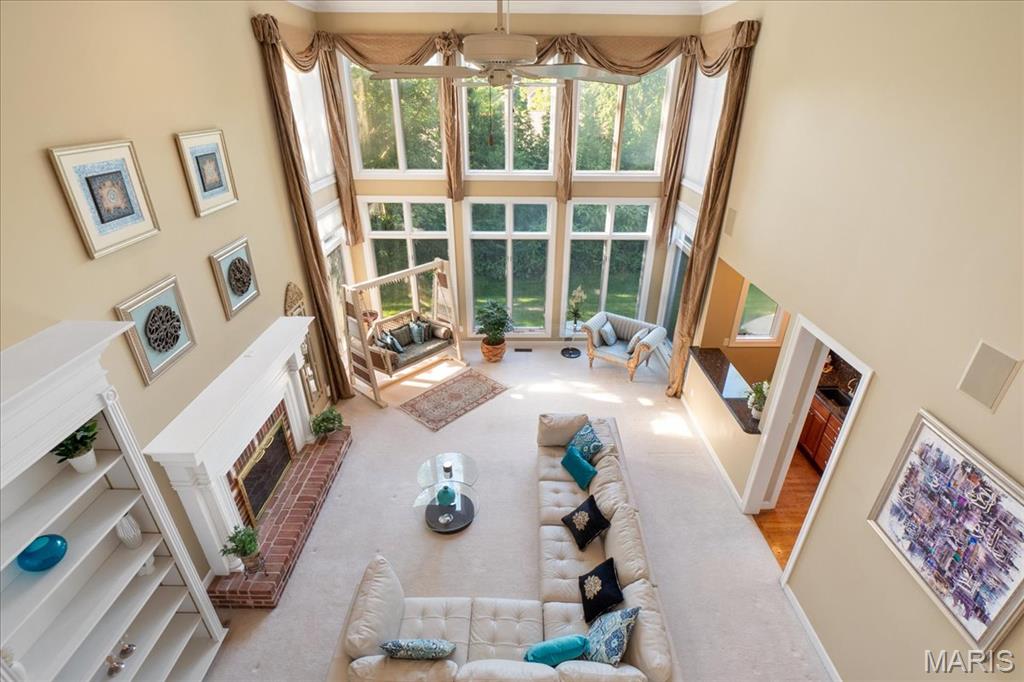 Manderleigh Of Town & Country One - Residential