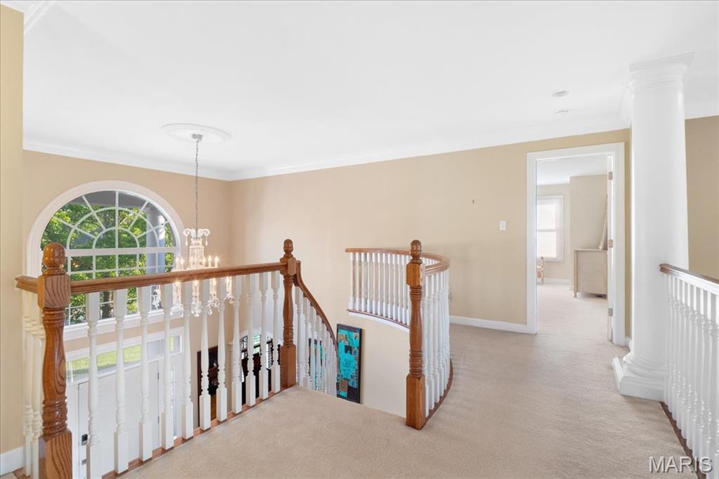 Manderleigh Of Town & Country One - Residential