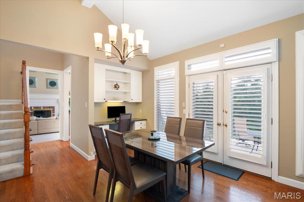 Manderleigh Of Town & Country One - Residential