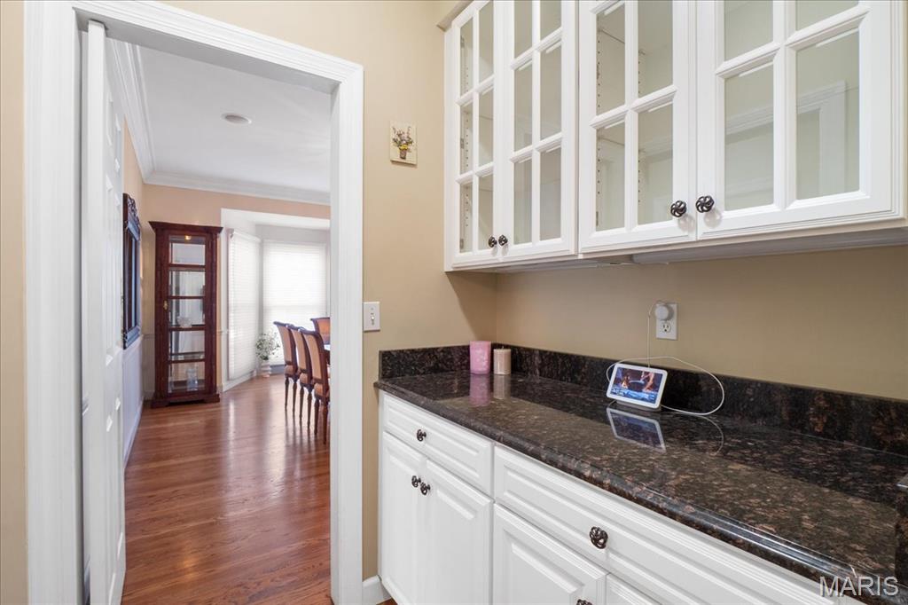 Manderleigh Of Town & Country One - Residential