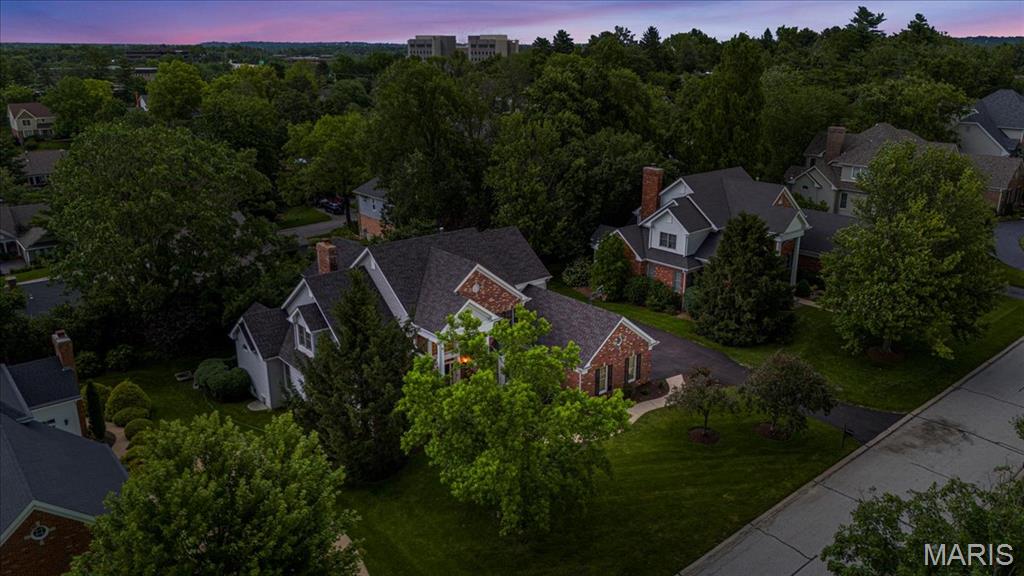 Manderleigh Of Town & Country One - Residential