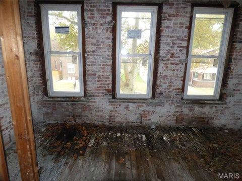 Tiny photo for 1028 Theobald Avenue, St Louis, MO 63147 (MLS # 26067750)
