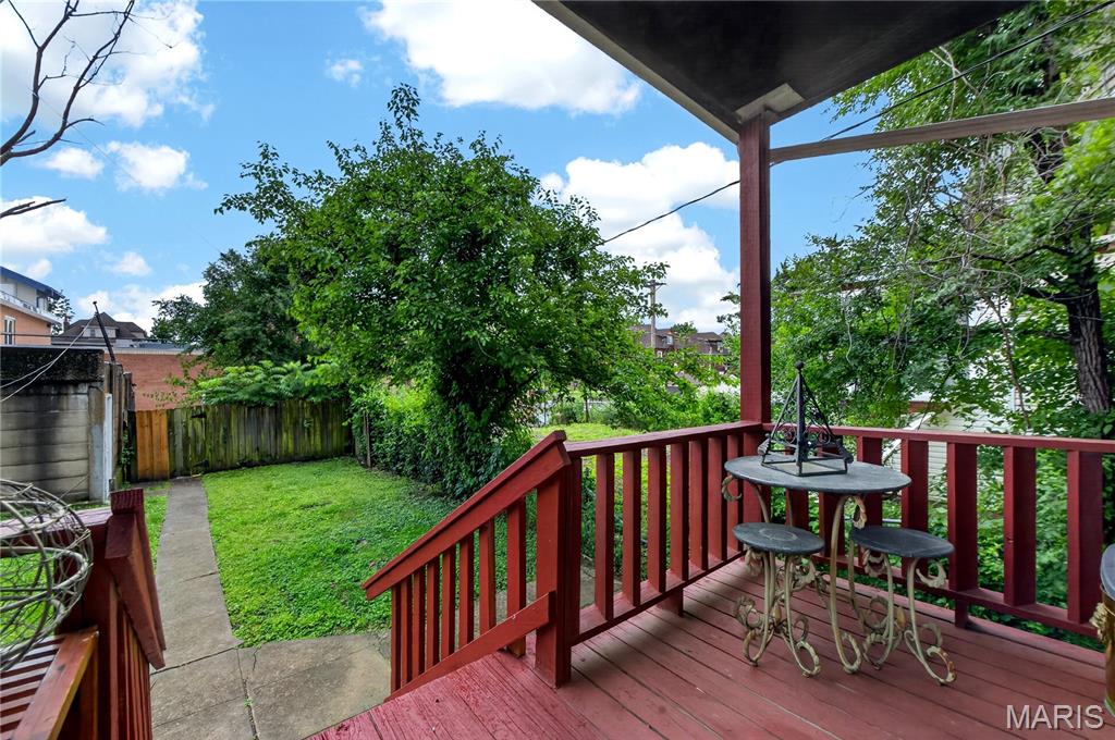 Raymond Place Add - Residential