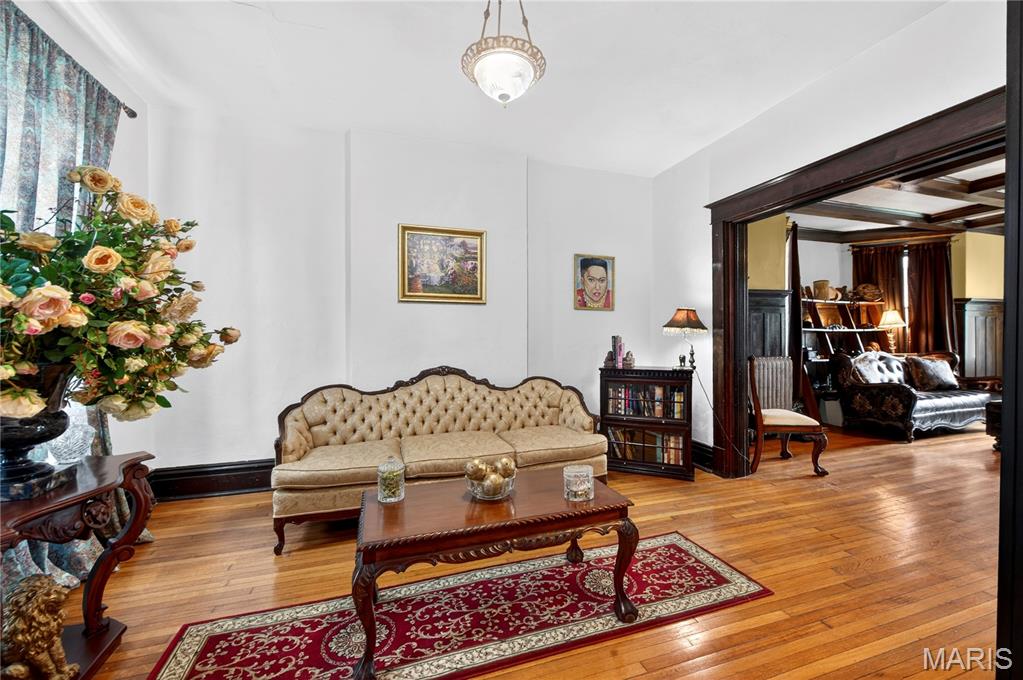 Raymond Place Add - Residential