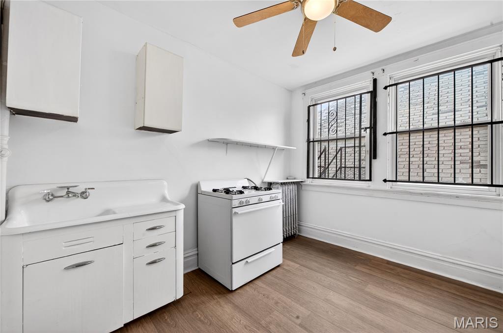 Raymond Place Add - Residential