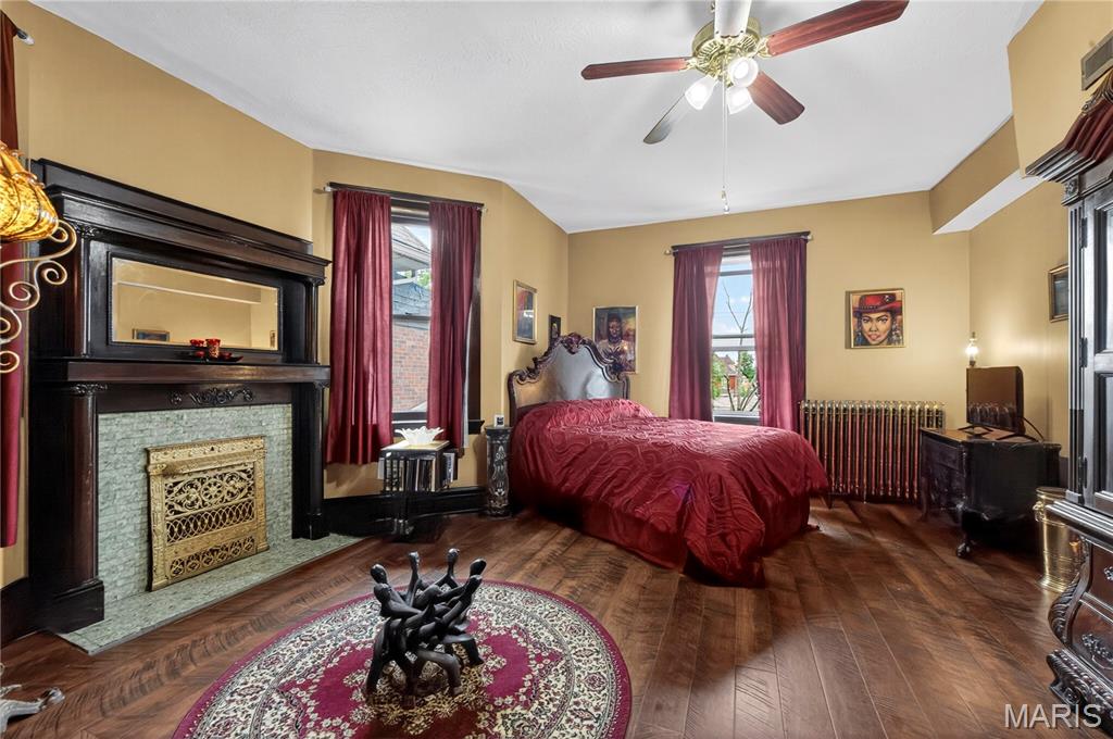 Raymond Place Add - Residential