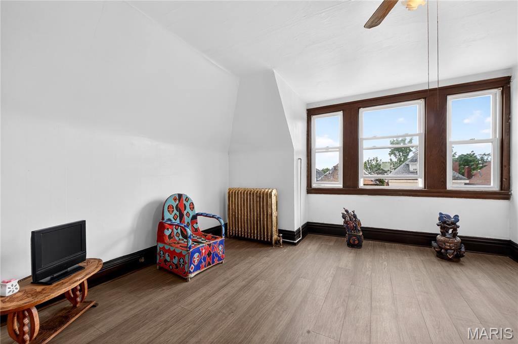 Raymond Place Add - Residential