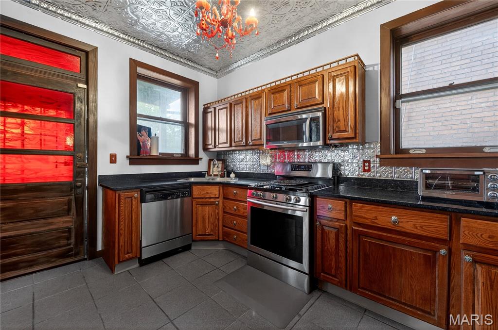 Raymond Place Add - Residential