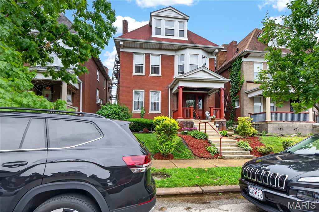 Raymond Place Add - Residential