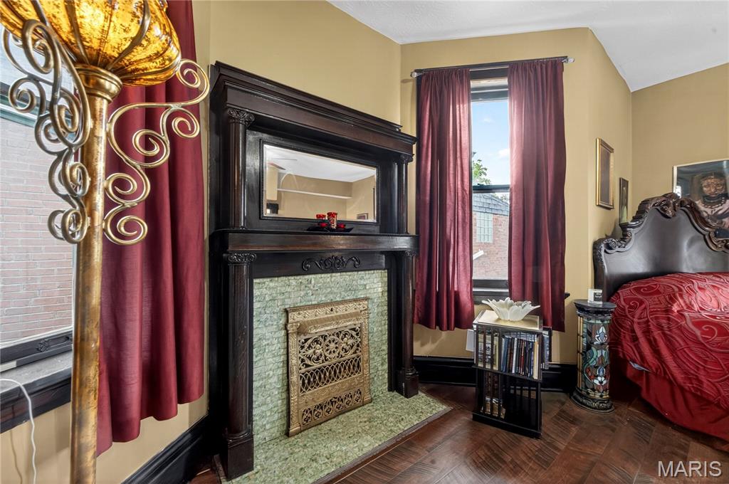Raymond Place Add - Residential