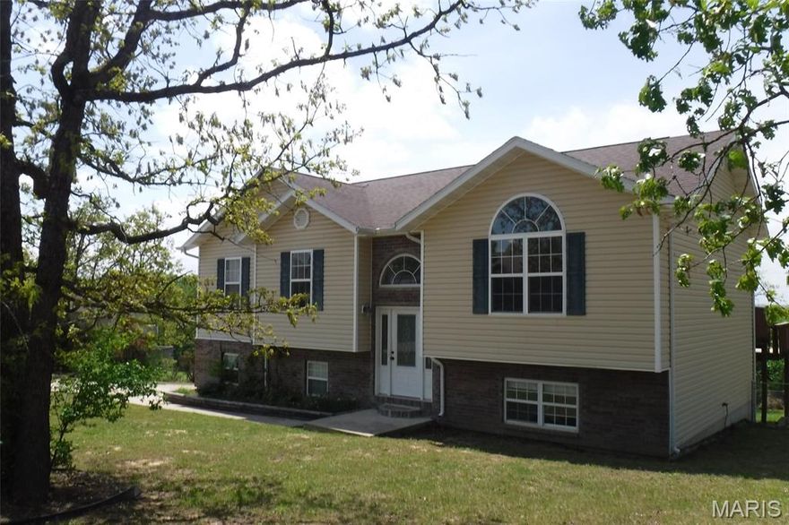 4 Bedrooms and 3 full baths!
This is beautiful spacious, well-maintained home in a great location.  This gorgeous home checks all the boxes with a very large living room, a beautiful kitchen and a large family room.  
This home has a large fenced in backyard for outdoor enjoyment. It also features a large attached two-car garage with an attached small storage area for gardening equipment.  The home sits just minutes away from shopping and dining.  
Enjoy sipping coffee in the morning on your large deck with a beautiful quiet view.  This home has a newer AC/Heating unit and has been freshly painted.  It also has numerous ceiling fans and a picturesque window in the living room.  Make an appointment to see this home today.