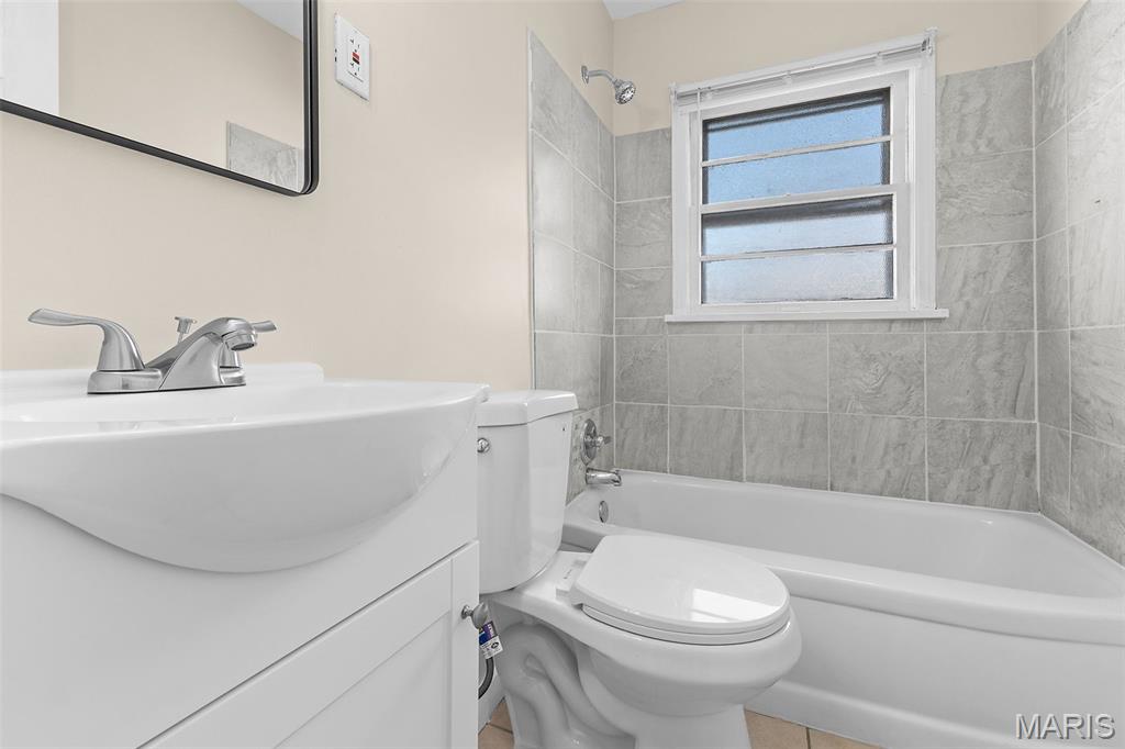 Florissant Road Terrace - Residential