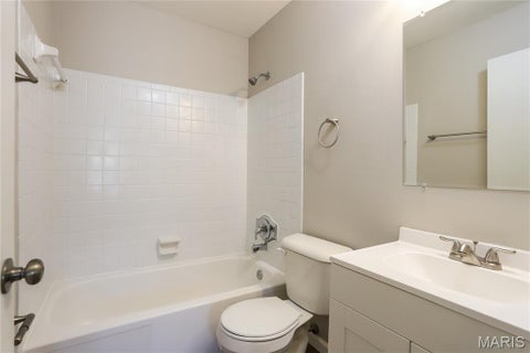 Tiny photo for 18 River Bluff Drive, St Peters, MO 63376 (MLS # 26058623)