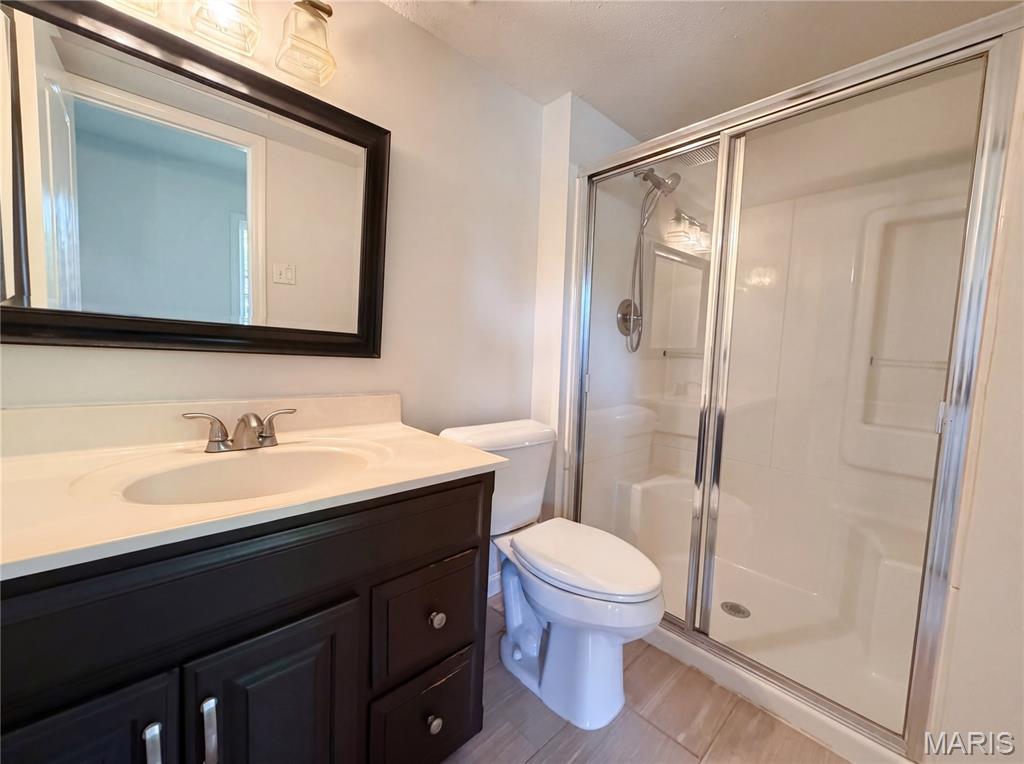 Woods Glen Condo 13 - Residential