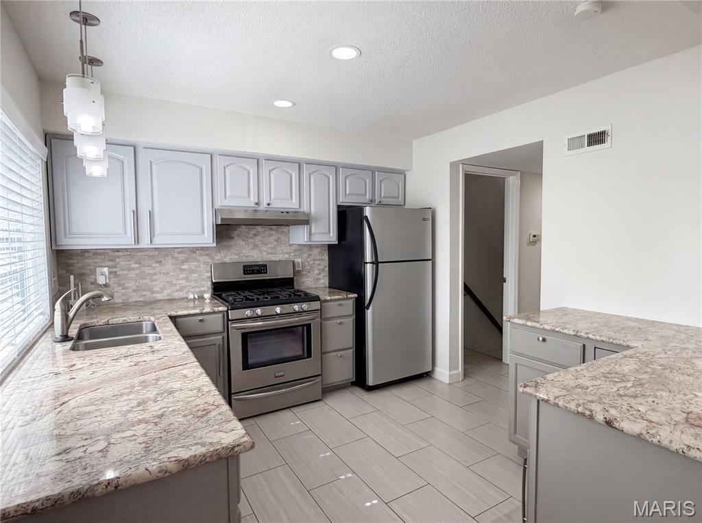 Woods Glen Condo 13 - Residential
