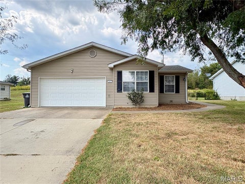 Photo of 822 Trade Winds Drive, Perryville, MO 63775 (MLS # 26060855)
