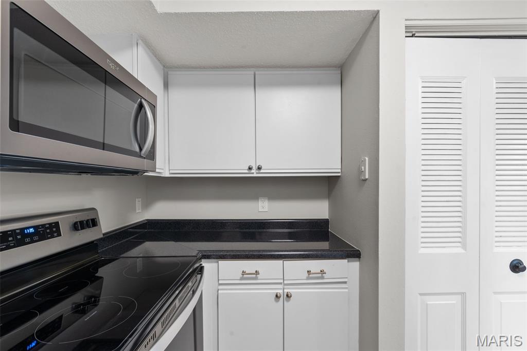 Brentwood Forest Condo Ph Six - Residential