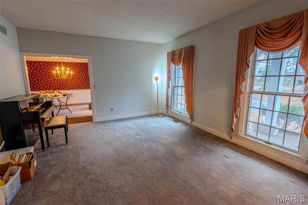 LEDGERWOOD ESTATES - Residential