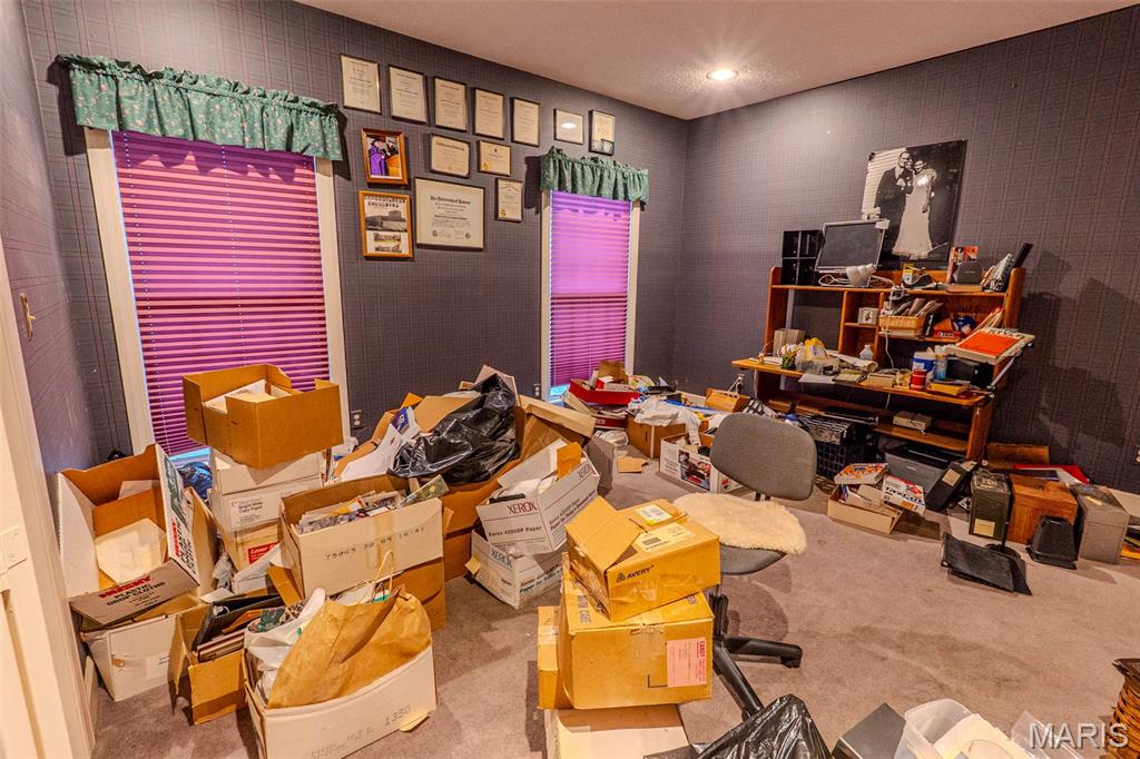 LEDGERWOOD ESTATES - Residential