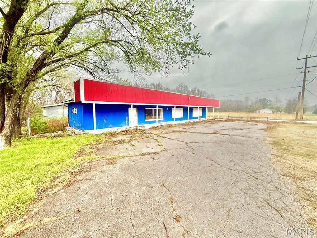 n/a - Commercial Sale