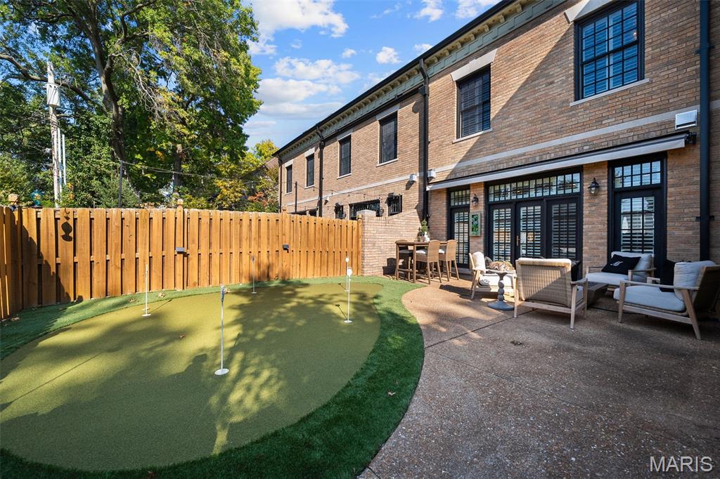 Villas Of Clayton Gardens Condo The - Residential