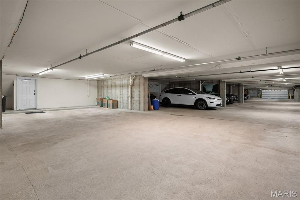 Villas Of Clayton Gardens Condo The - Residential