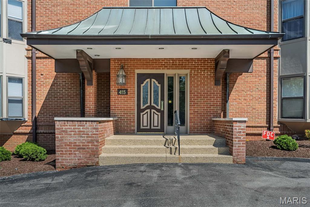 415 W Jefferson Avenue 301